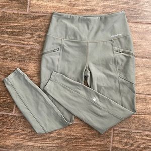 Eddie Bauer Petite Small Trail Tight Leggings - High Rise Mineral Green